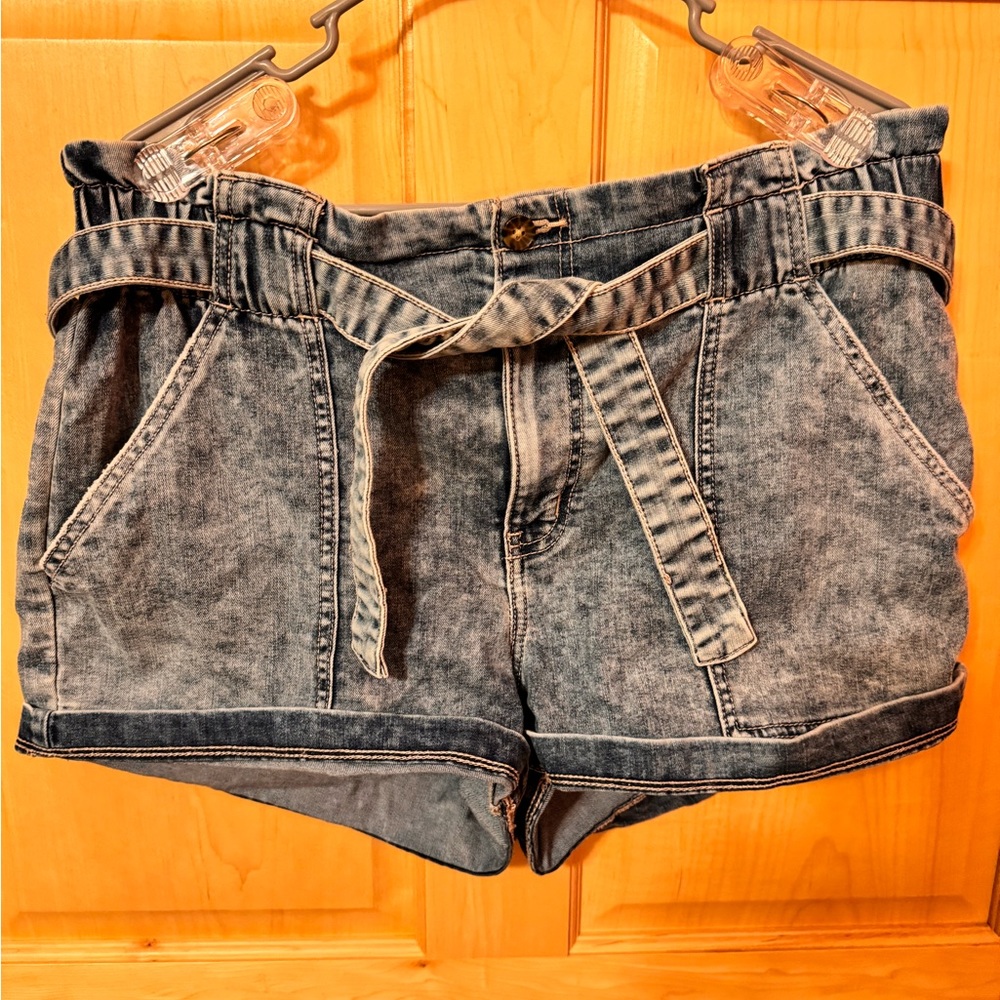 Maurice’s Jean shorts